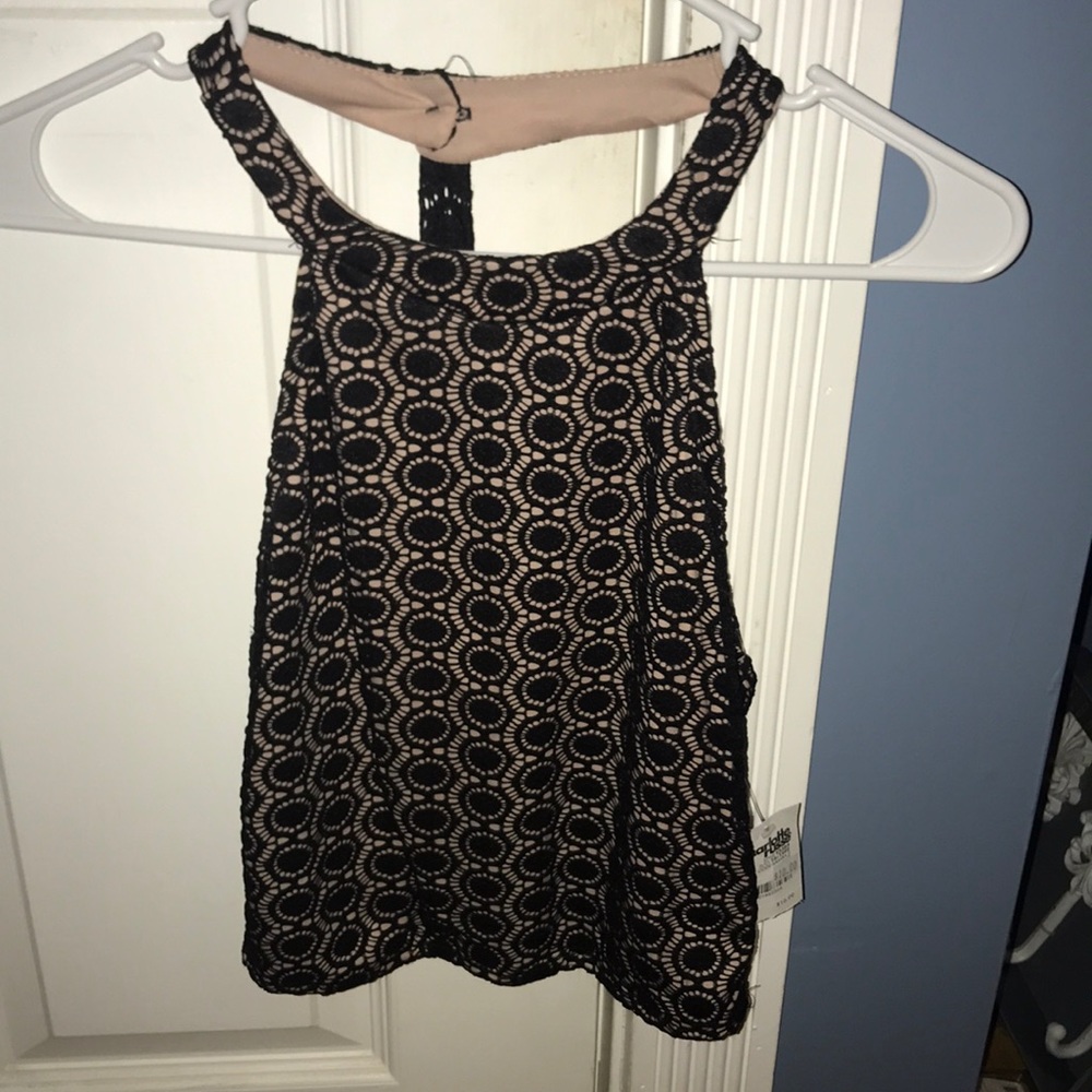 Flowy crop top